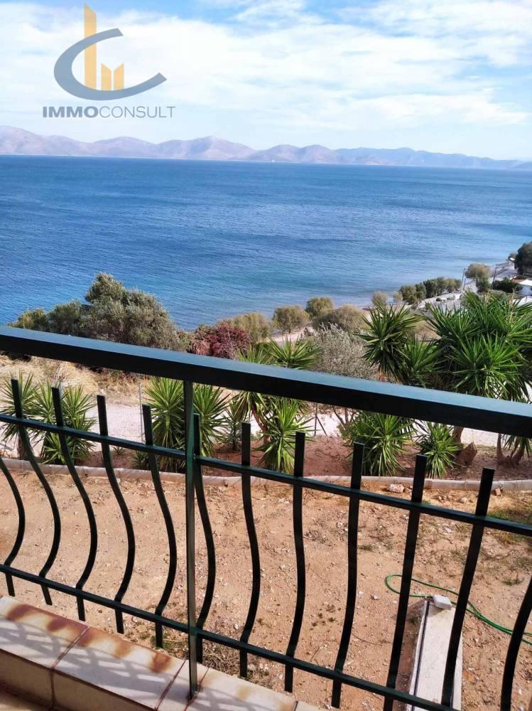 2 - vente maison pieds dans l'eau marathon attique grèce