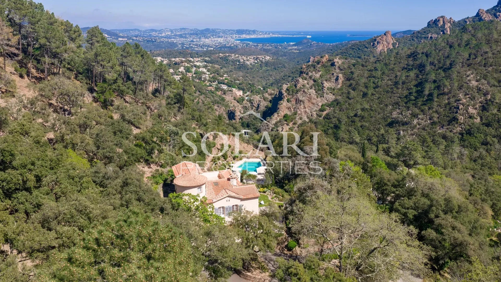 2 - affitto vacanze casa vista mare les adrets-de-l'estérel var francia