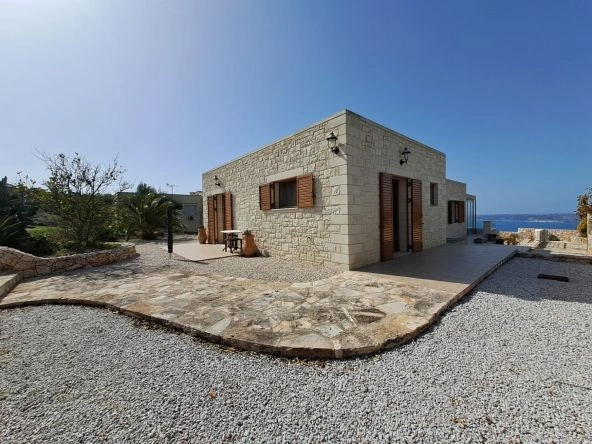 2 - venta casa vista al mar drápanos creta grecia