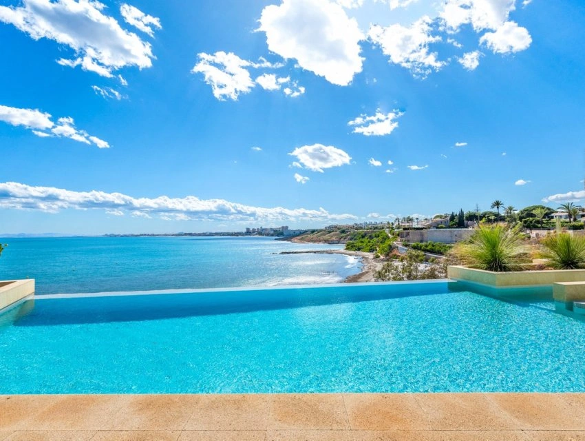 2 - verkauf villa direkt am wasser orihuela valencia spanien