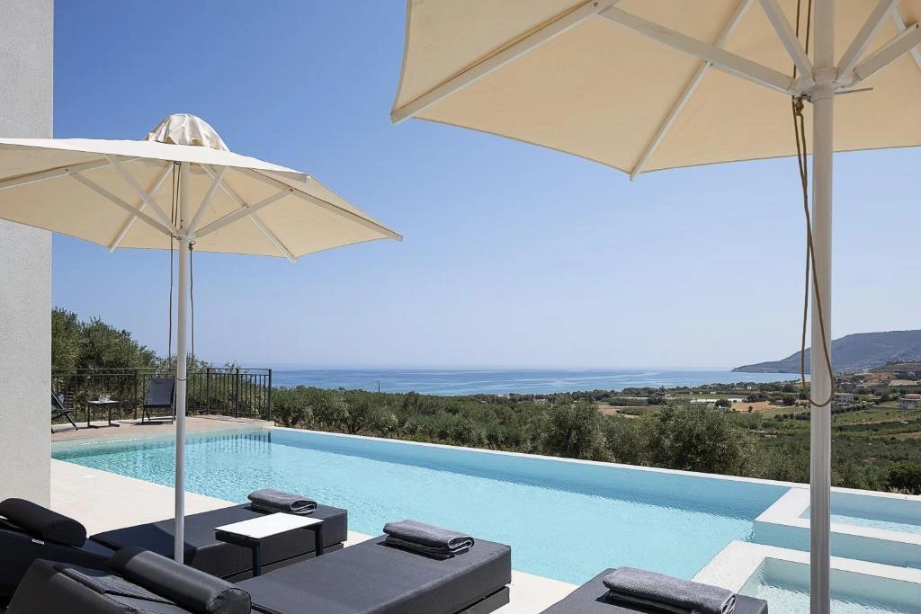 2 - verkoop huis uitzicht op zee episkopí crete griekenland
