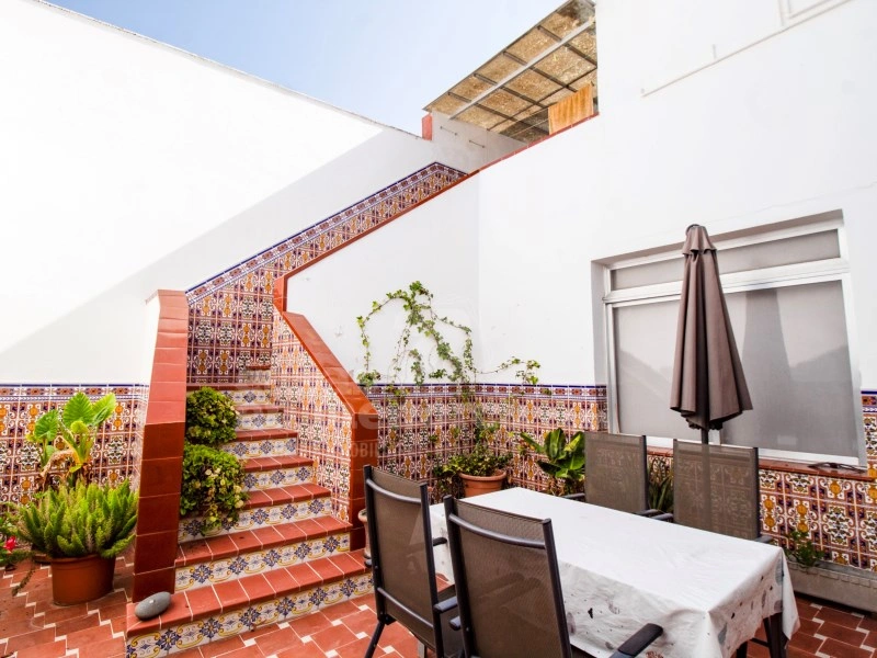 2 - house for sale in mao minorca - balearic islands spain