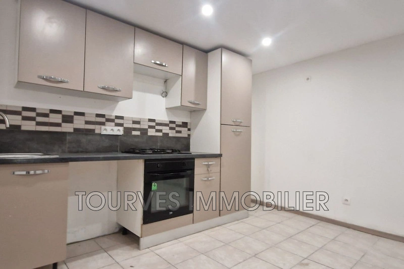 1 - venta casa tourves var francia