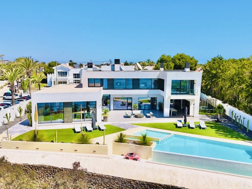 1 - vente villa pieds dans l'eau orihuela communauté valencienne espagne