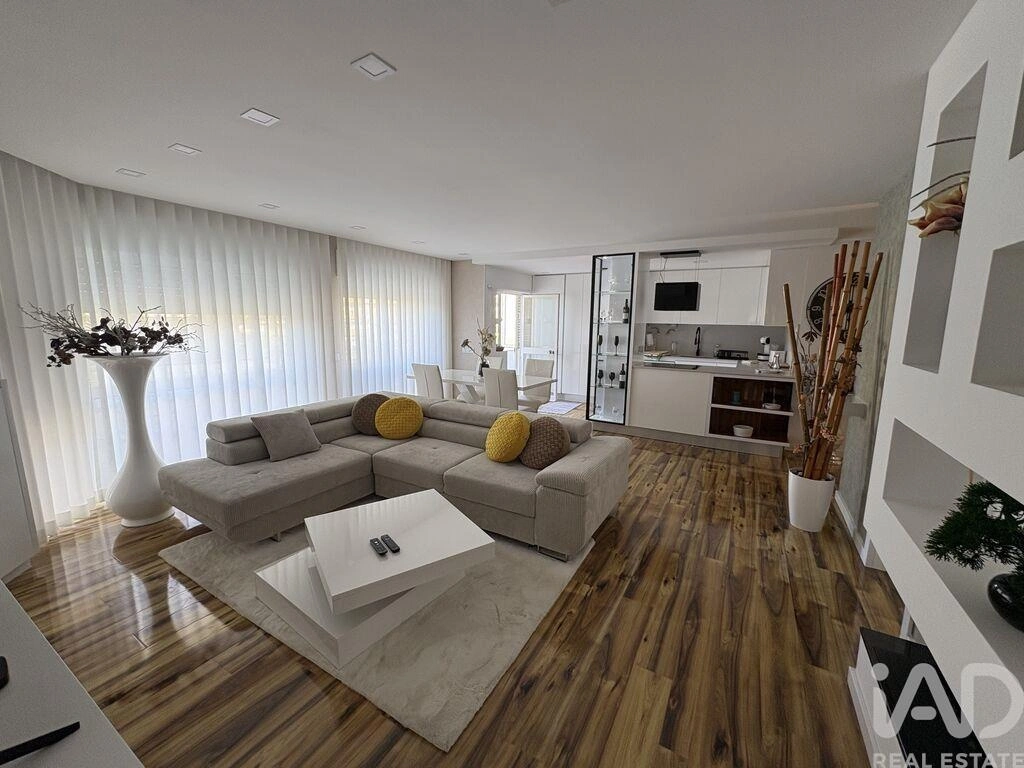 2 - apartment for sale in quarteira algarve portugal