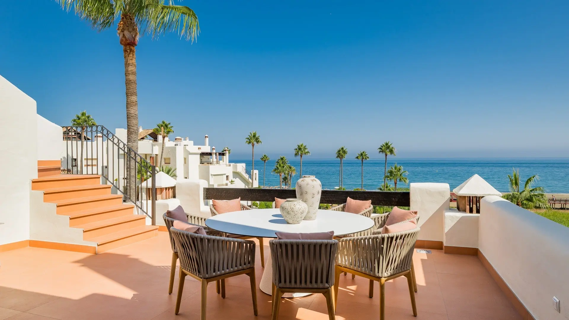 1 - venta apartamento frente al mar estepona - costa del sol andalucía españa
