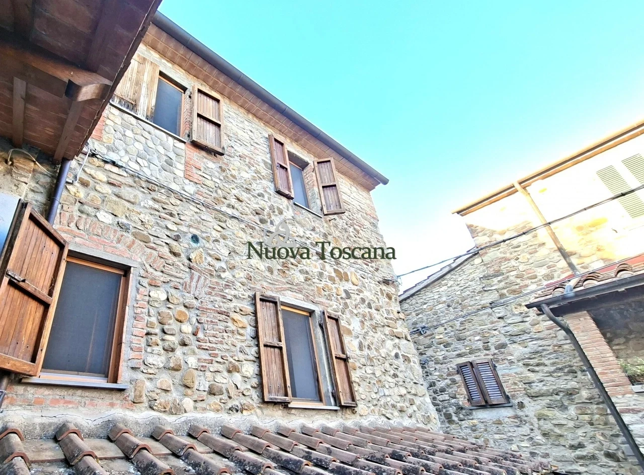 1 - house for sale in arezzo tuscany italy