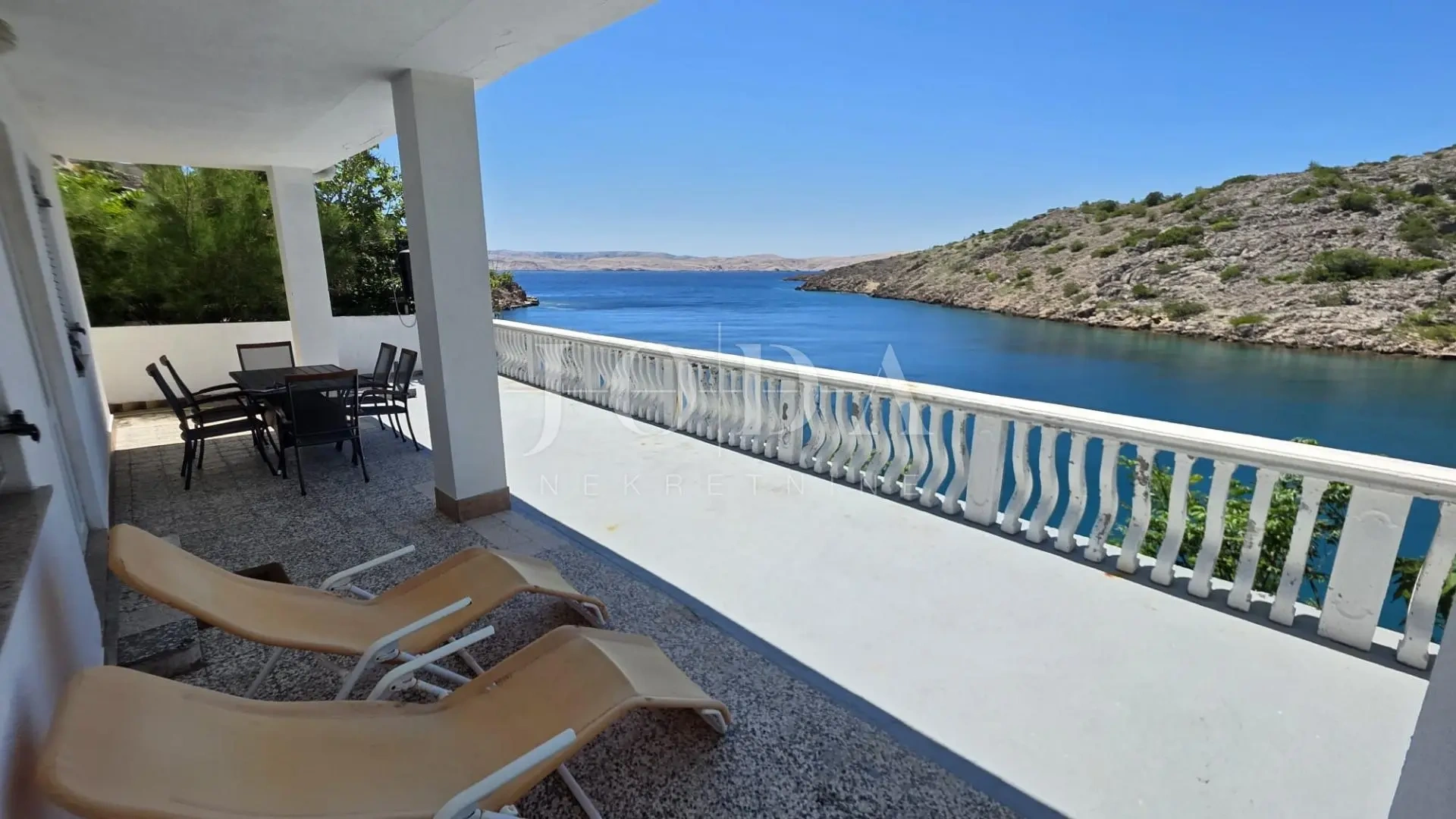 2 - vendita casa karlobag lika-segni croazia