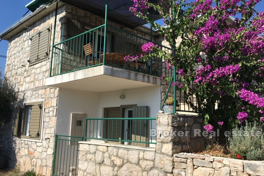 2 - venta casa vista al mar drvenik split-dalmacia croacia