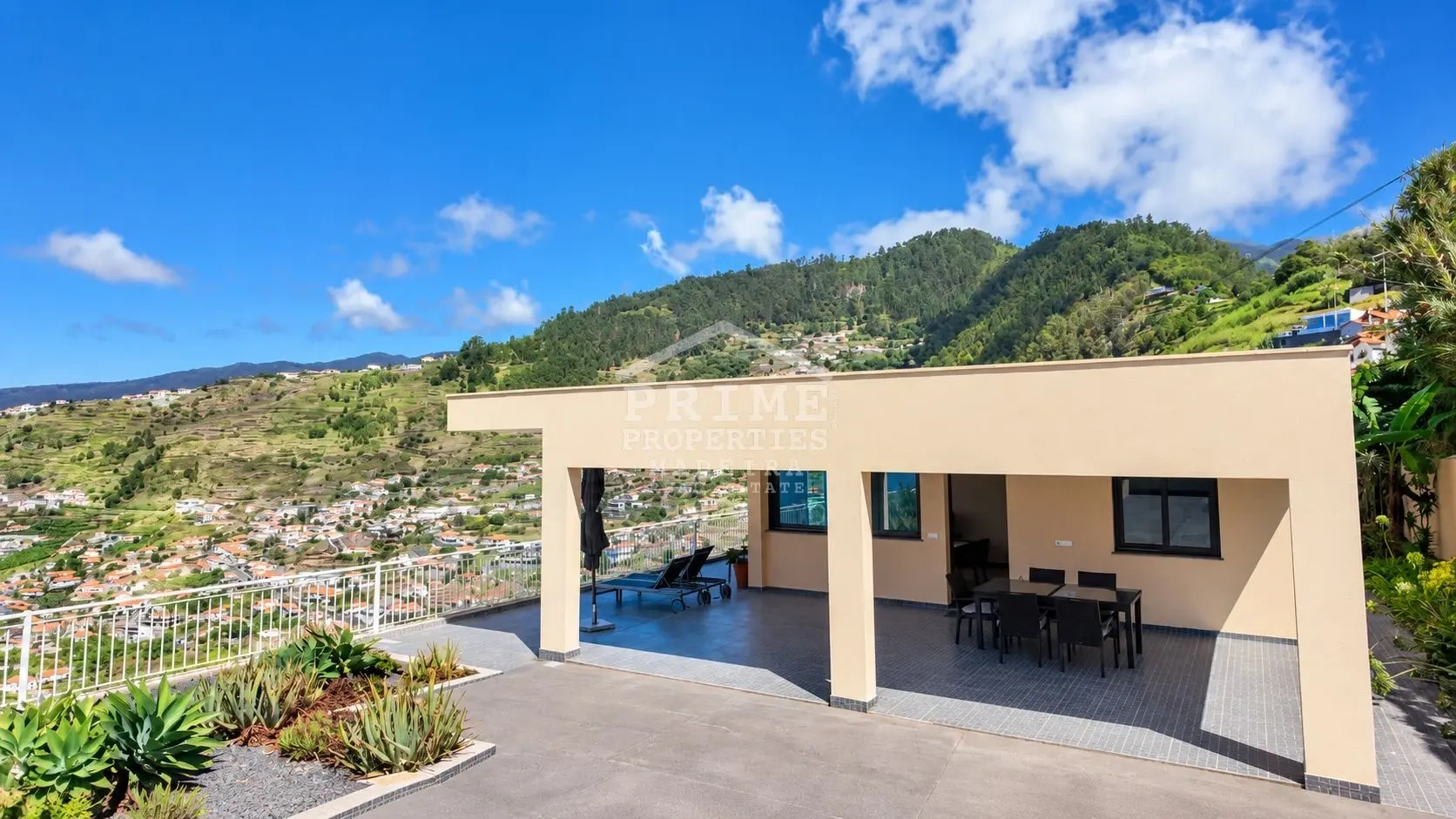 2 - vendita casa calheta madera portogallo