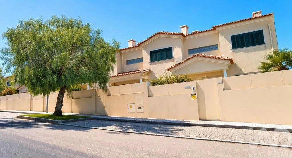2 - villa for sale in esmoriz centro region portugal