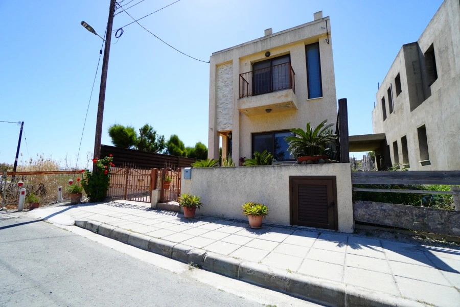 2 - vente maison larnaca larnaca chypre