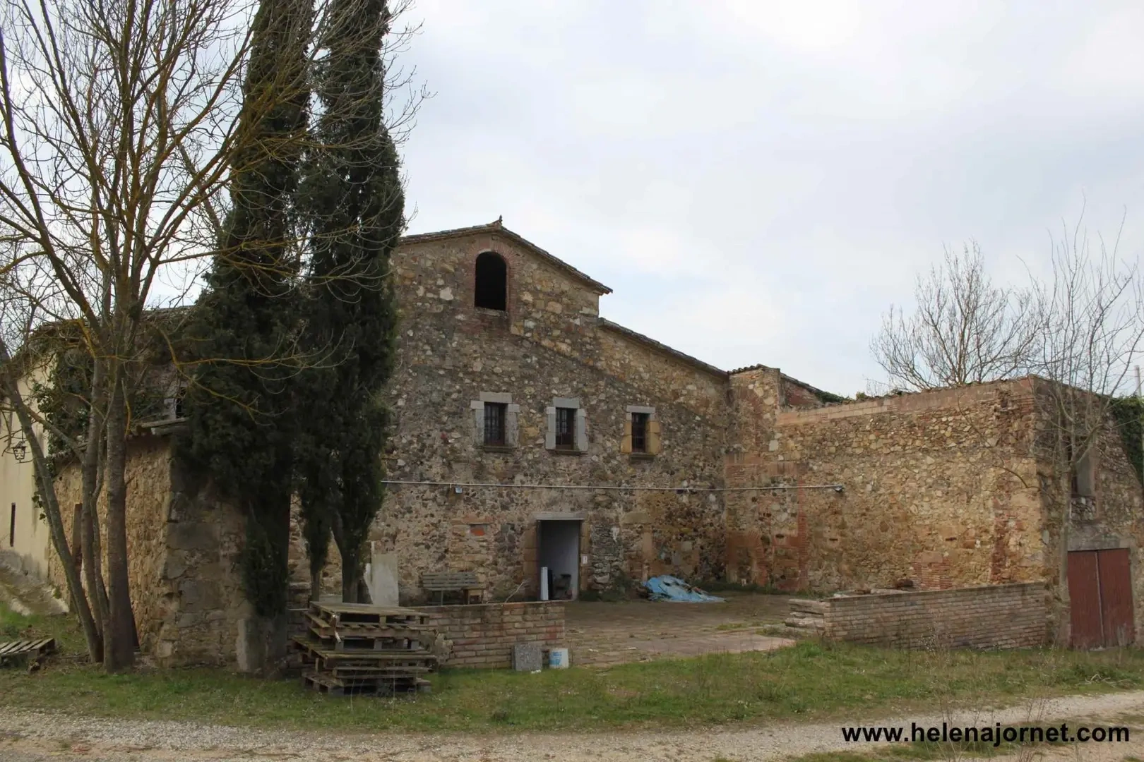 2 - house for sale in llagostera catalonia spain