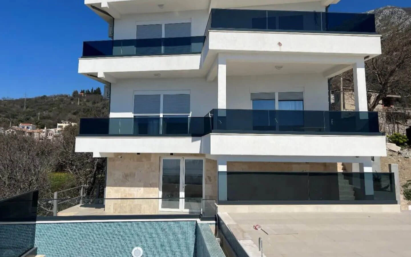2 - verkauf haus šušanj bar montenegro