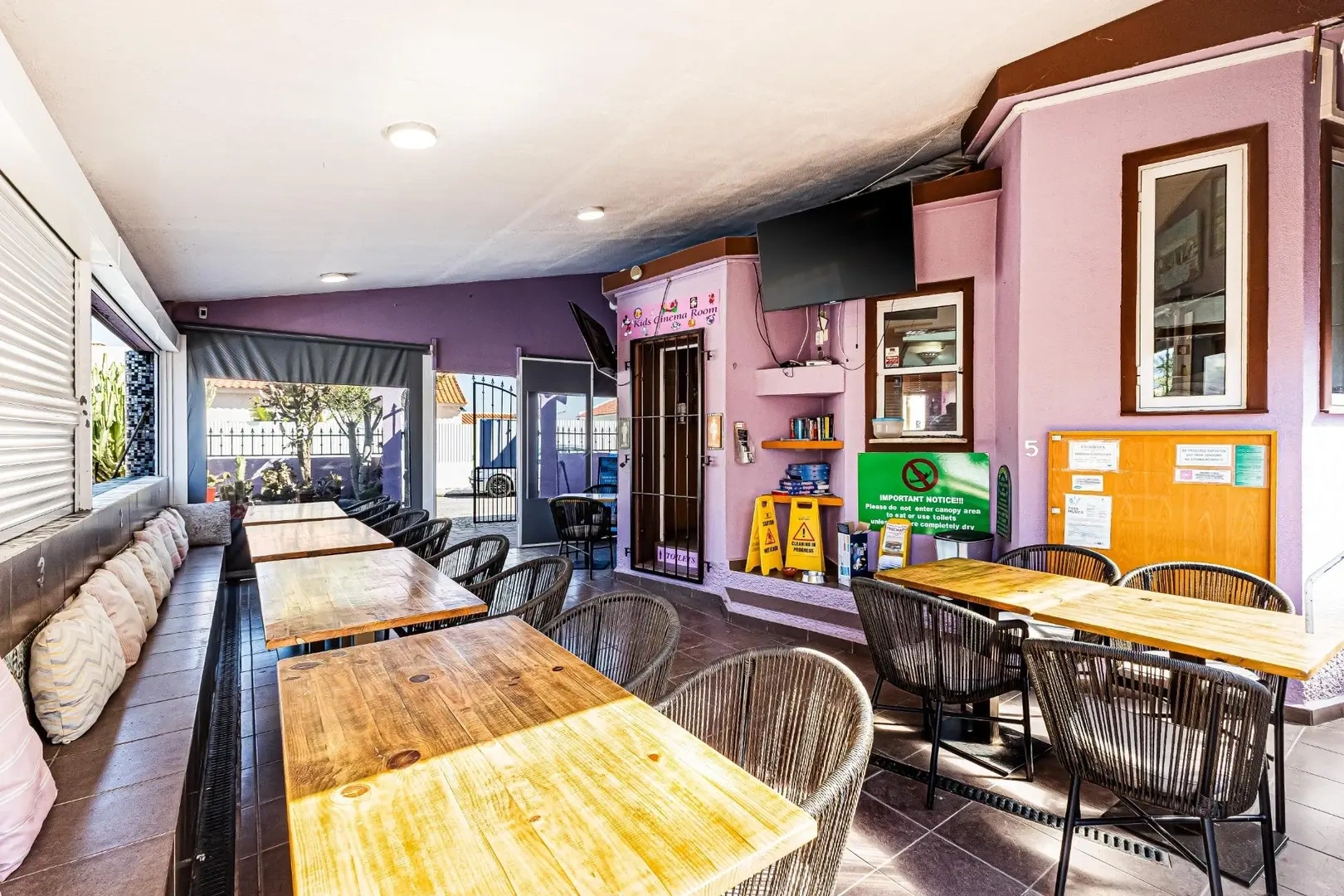 1 - business for sale in albufeira algarve portugal
