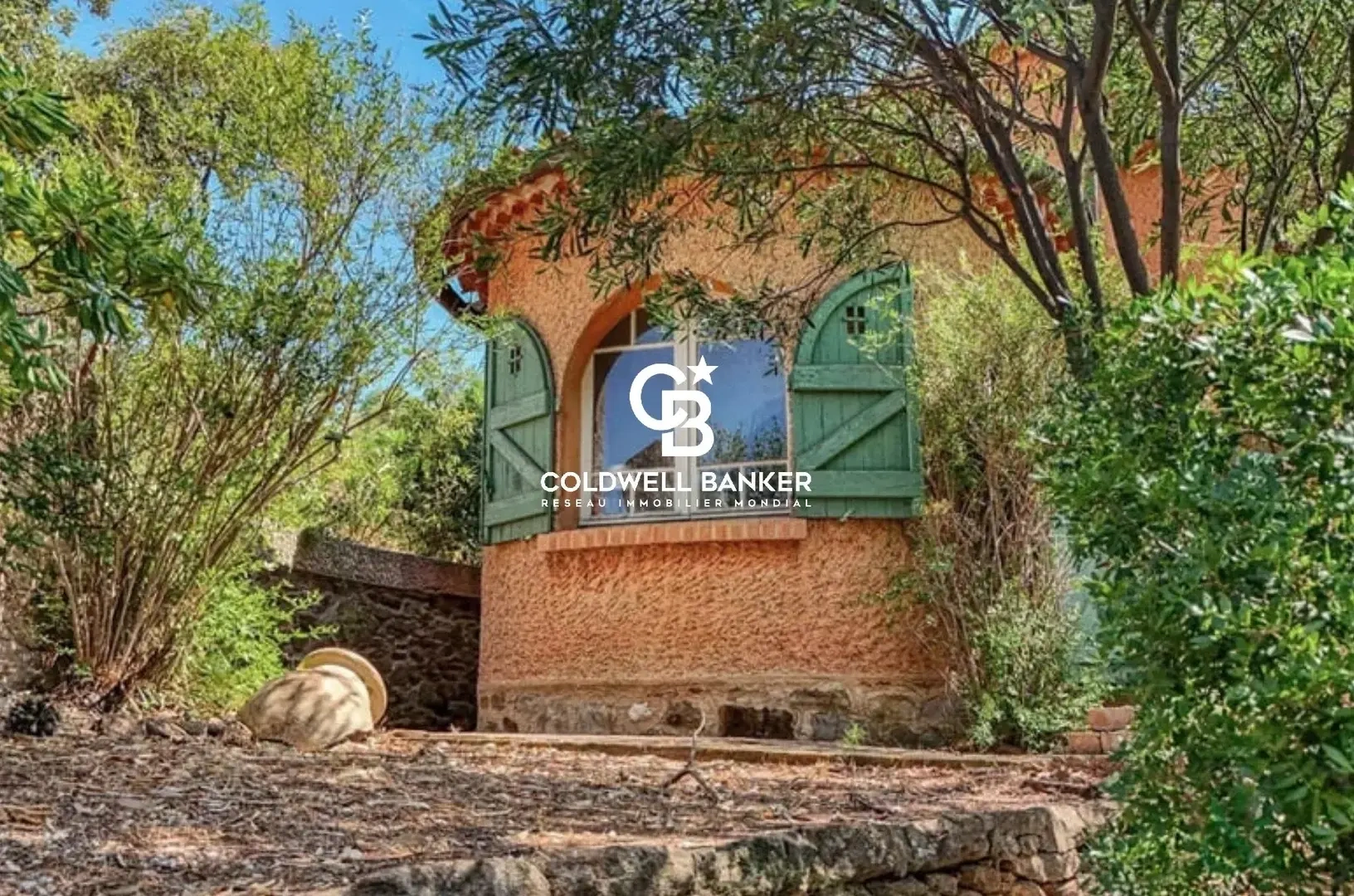 2 - venta villa vista al mar le lavandou var francia
