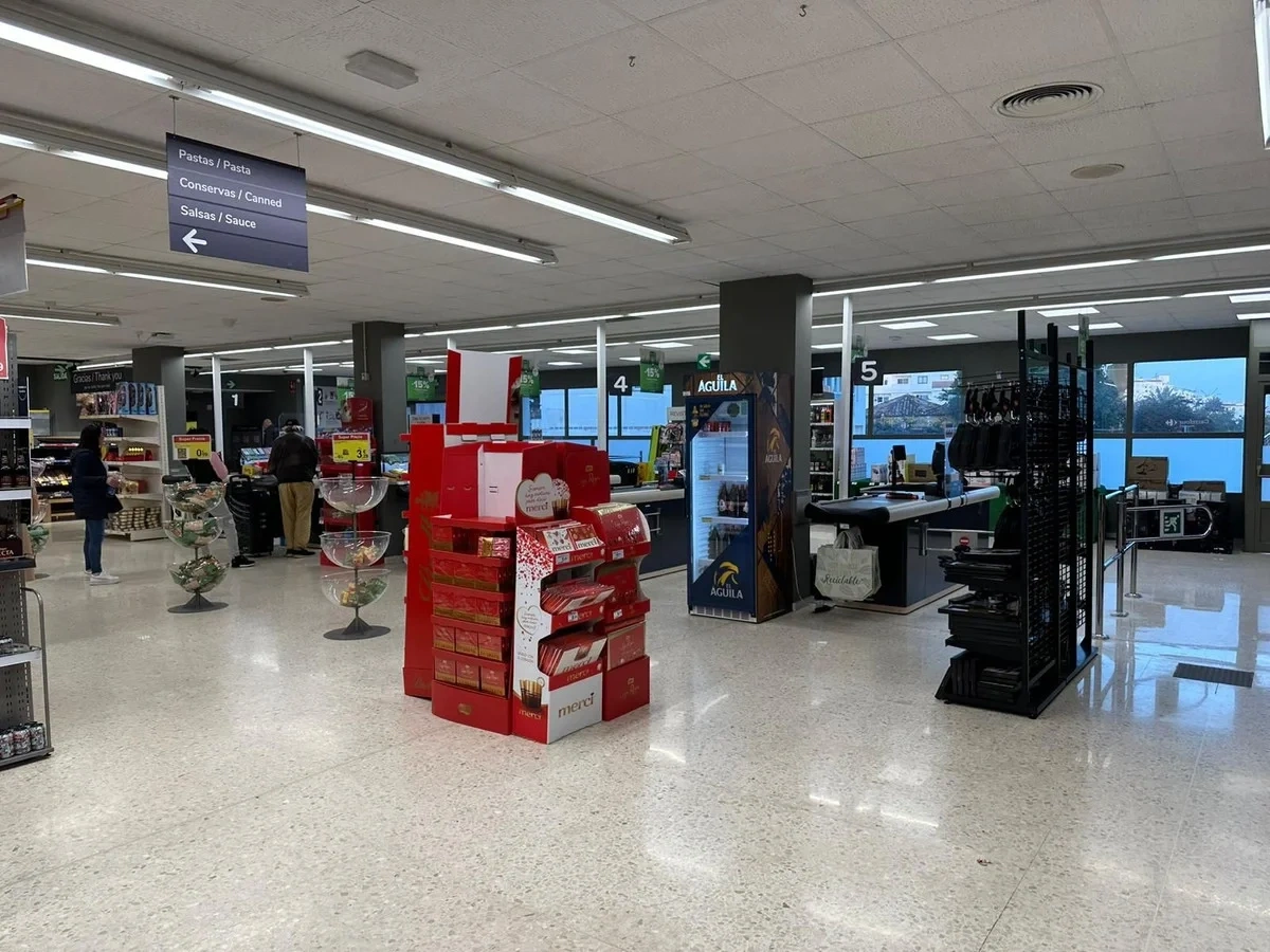 2 - venta comercio estepona - costa del sol andalucía españa