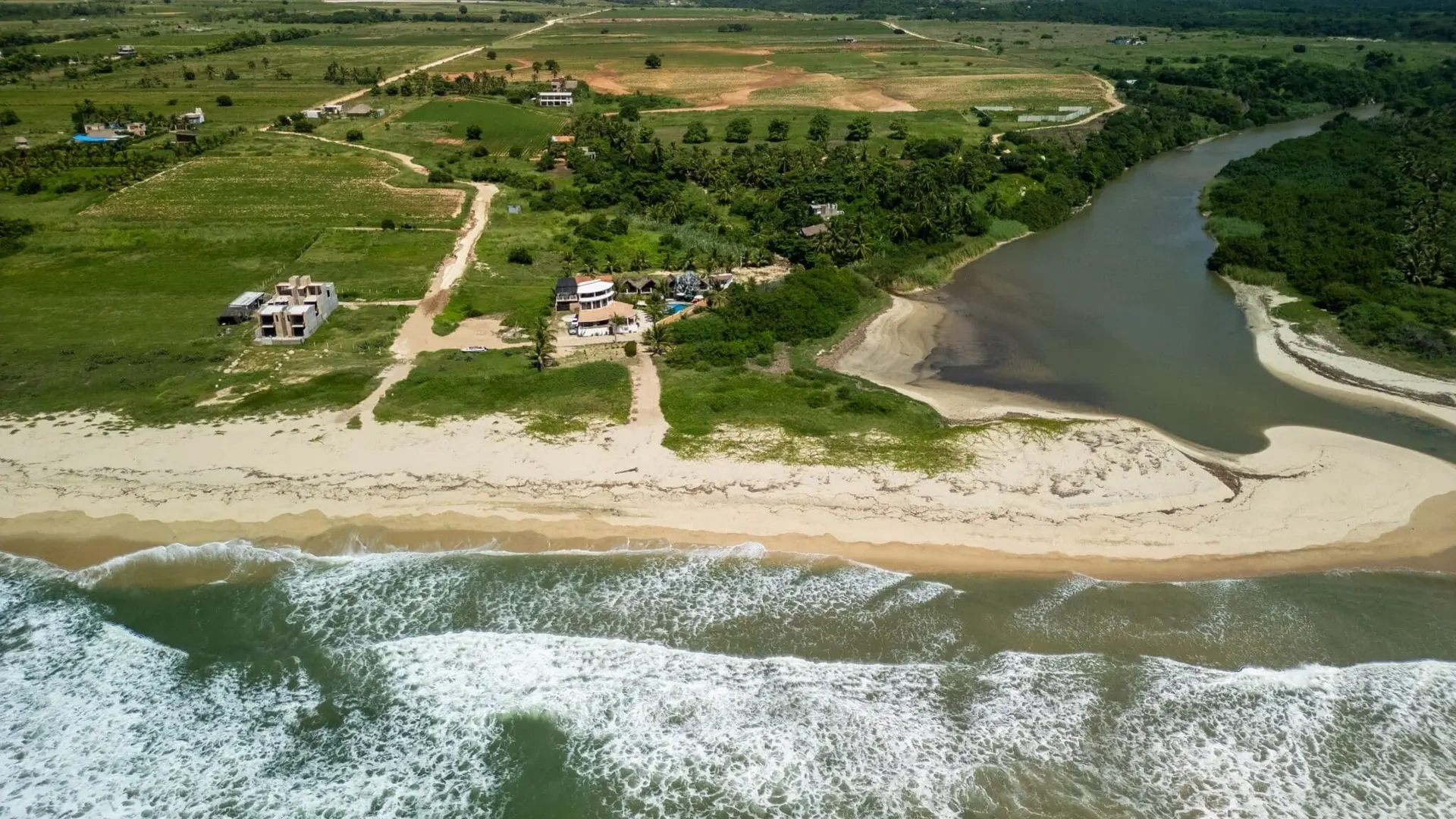 2 - verkauf haus direkt am wasser puerto escondido oaxaca mexiko
