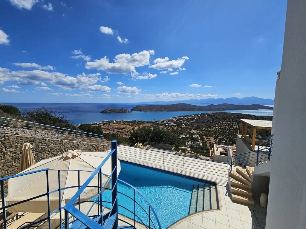 2 - vendita villa vista mare pláka creta grecia