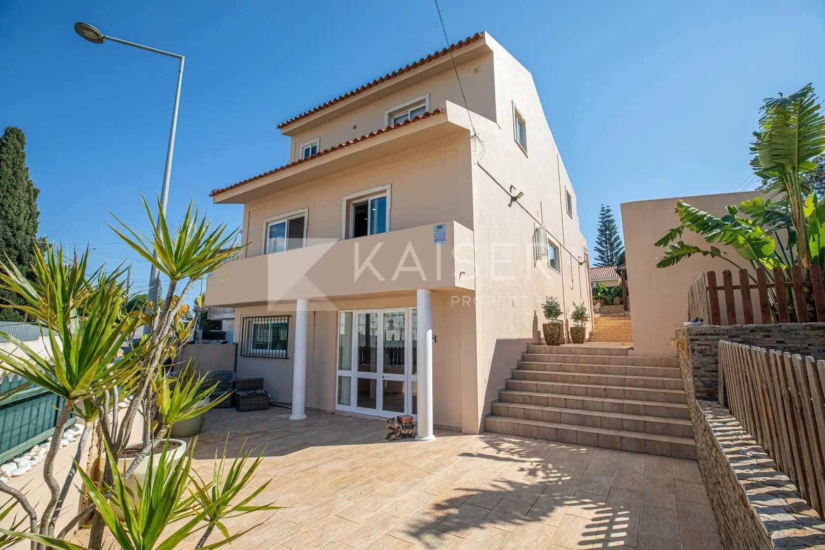 1 - house for sale in albufeira algarve portugal