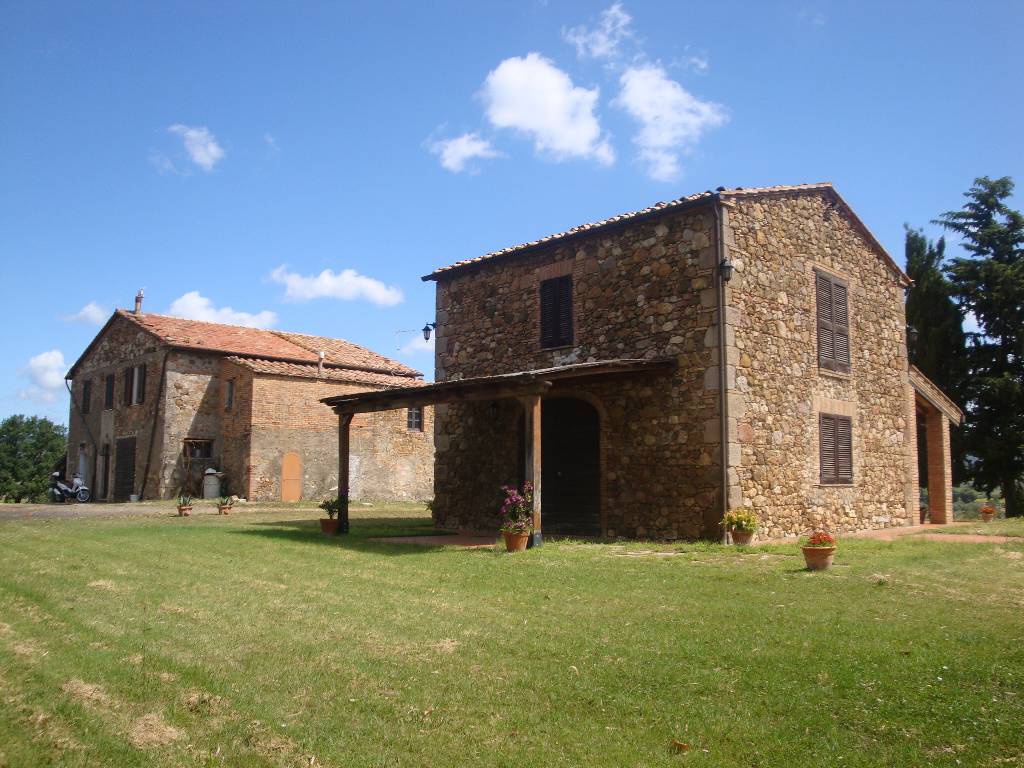 2 - business for sale in roccastrada tuscany italy