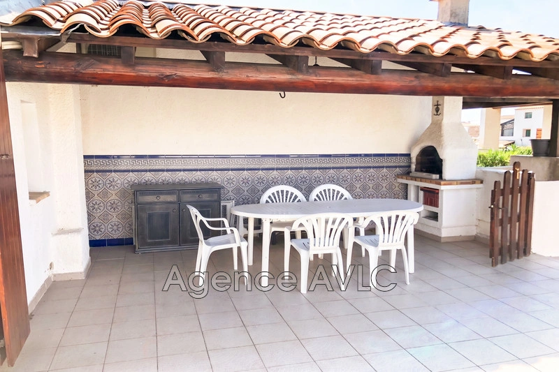 2 - apartment for sale in saintes-maries-de-la-mer bouches-du-rhône france