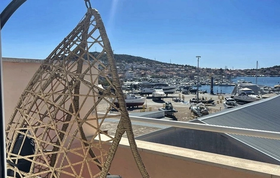 2 - vendita appartamento vista mare murter sebenico e tenin croazia