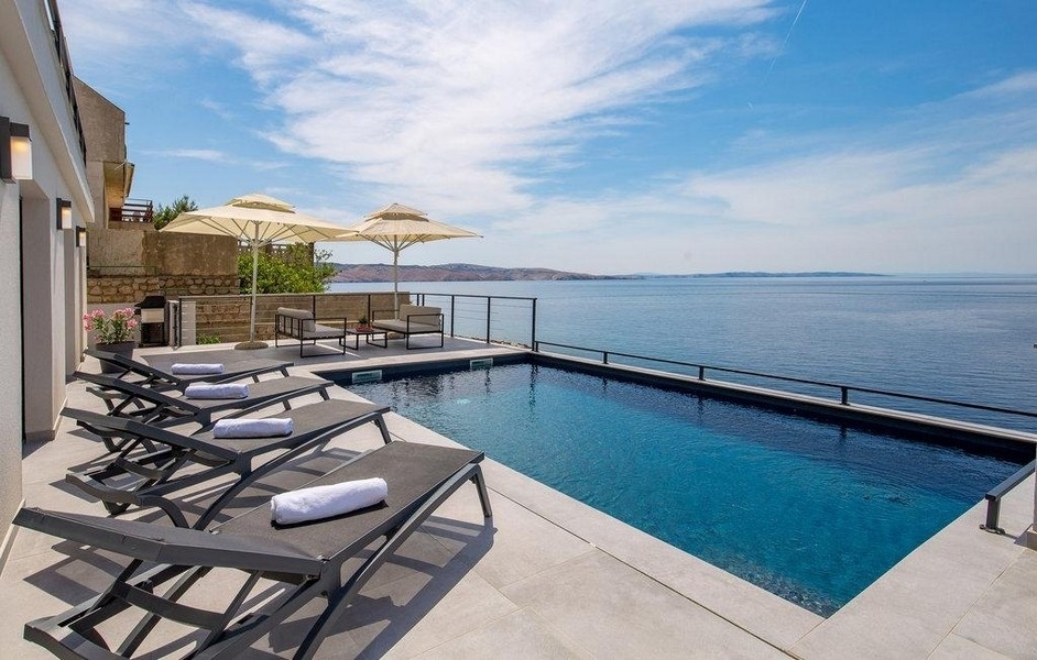 2 - vendita casa vista mare karlobag lika-segni croazia