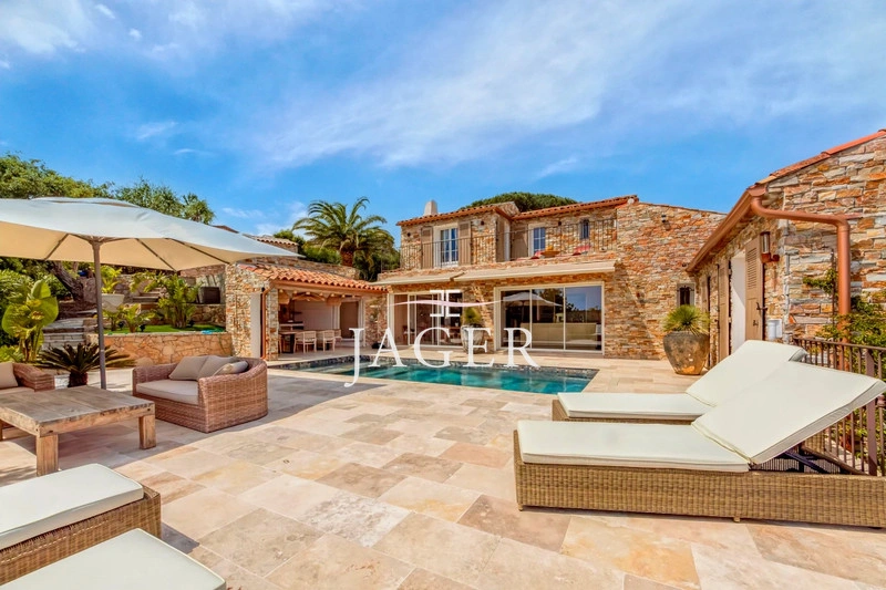 1 - venta casa vista al mar les issambres var francia