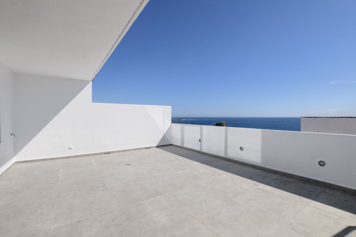 2 - waterfront apartment for sale in estepona - costa del sol andalusia spain