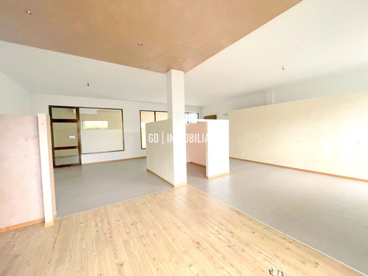2 - venta comercio cornuda véneto italia