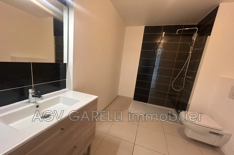 2 - apartment for sale in toulon var france