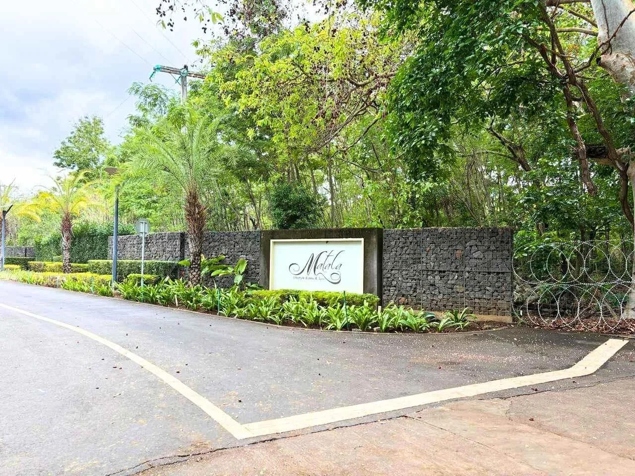 2 - venta terreno grande rivière noire rivière noire mauricio