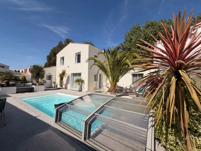 Casa con piscina