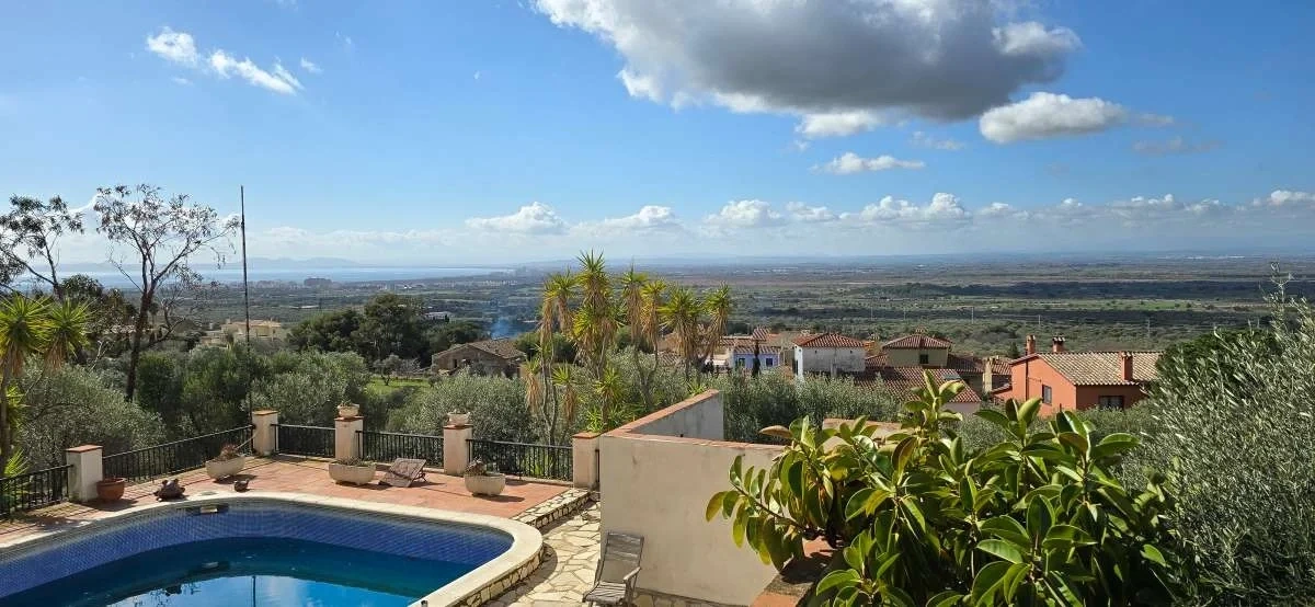 2 - venta casa vista al mar palau-saverdera cataluña españa