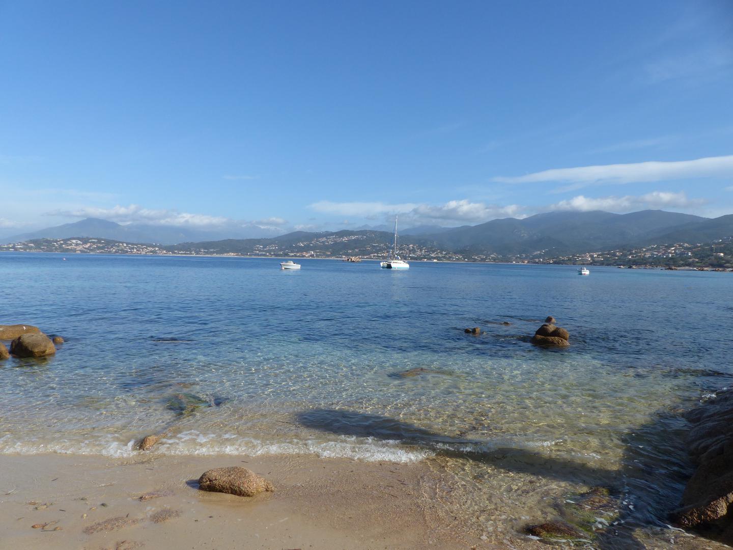 2 - venta propiedad frente al mar porticcio córcega del sur francia