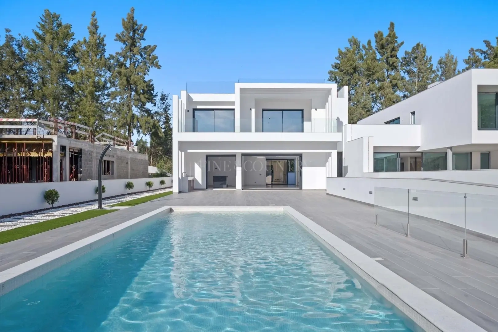 1 - house for sale in quarteira algarve portugal