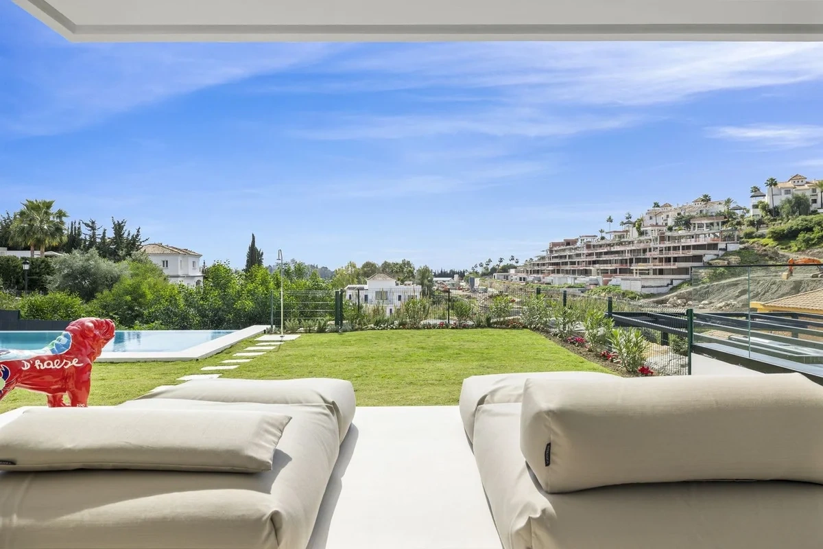 2 - sea view villa for sale in benahavis - costa del sol andalusia spain