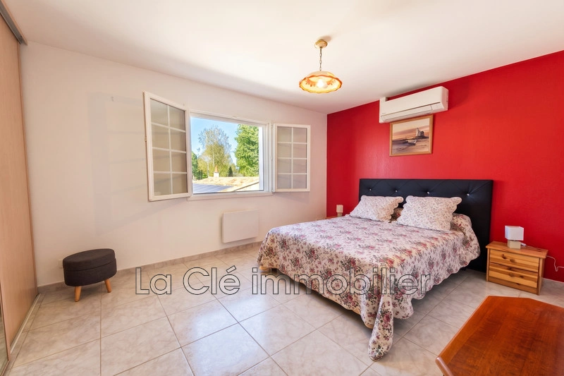 2 - house for sale in le grau-du-roi gard france