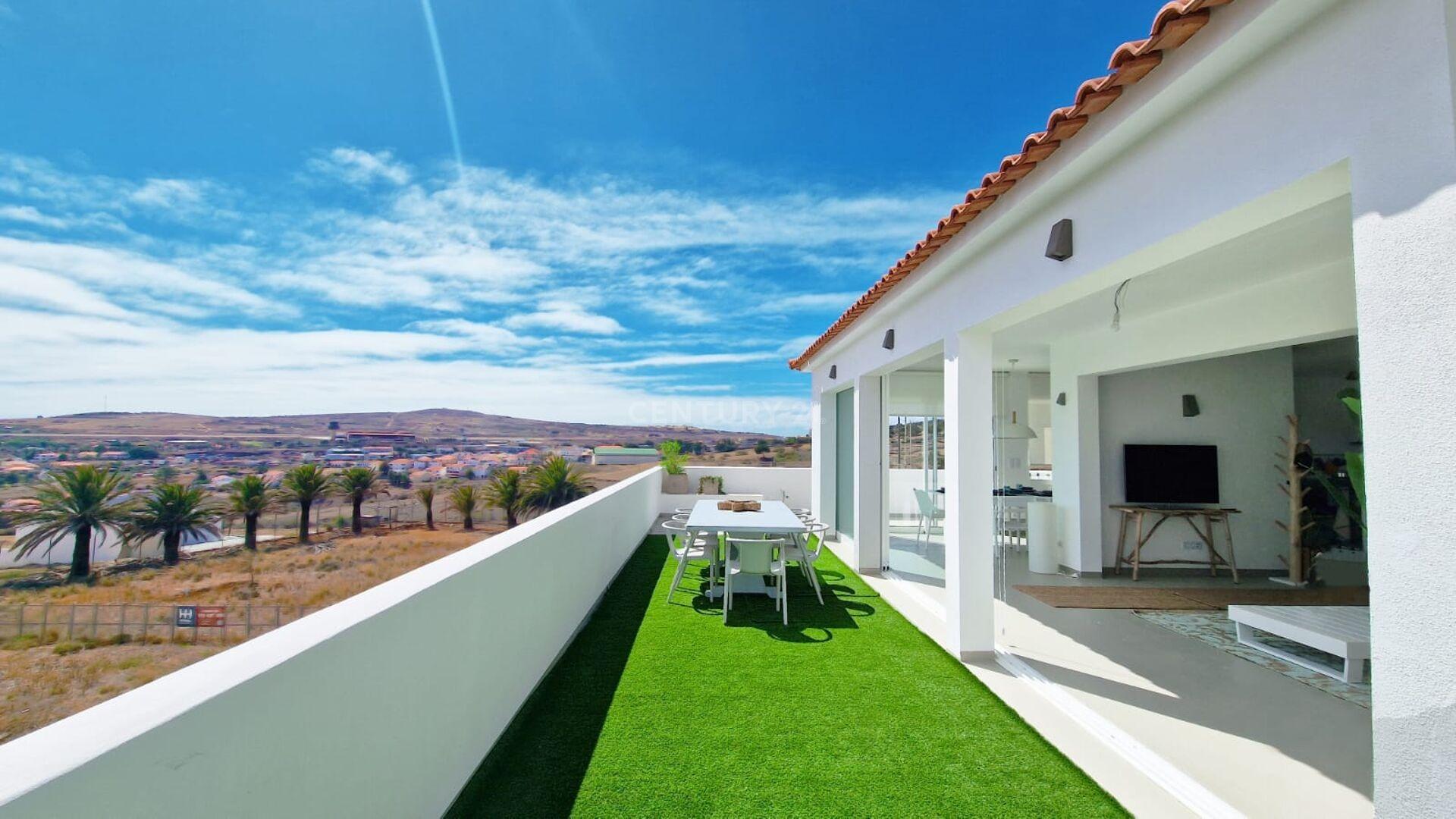 2 - venta casa frente al mar porto santo madeira portugal