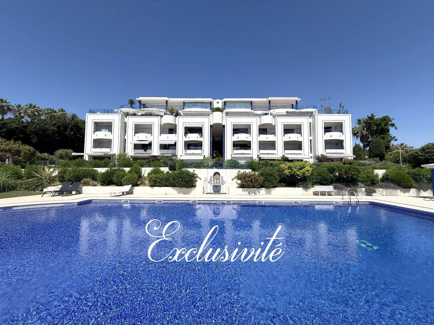 1 - vente appartement pieds dans l'eau golfe juan alpes-maritimes france