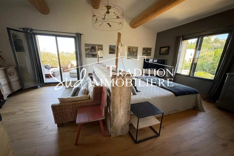 2 - vendita casa paradou bocche del rodano francia
