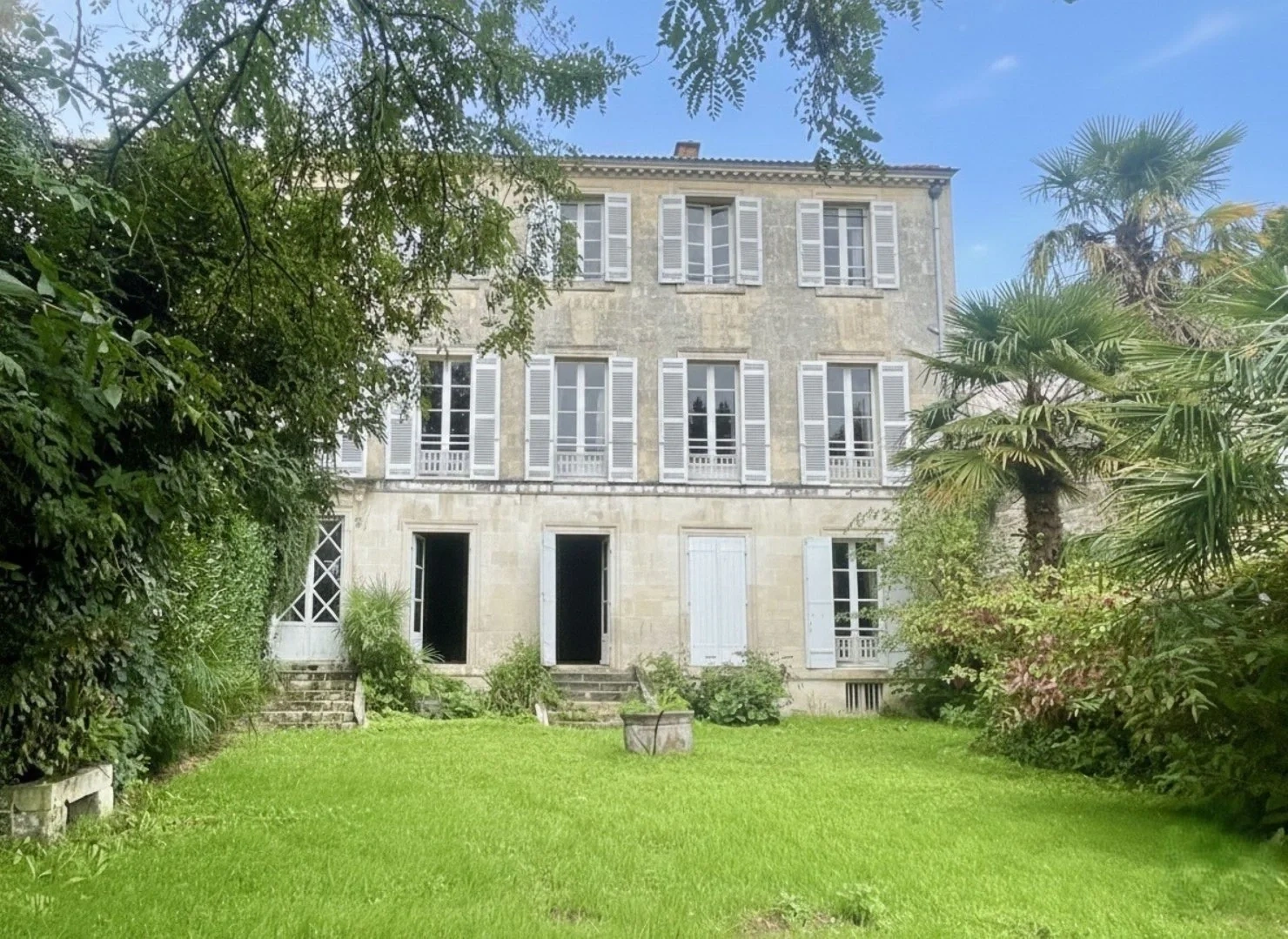 1 - vente maison saintes charente-maritime france