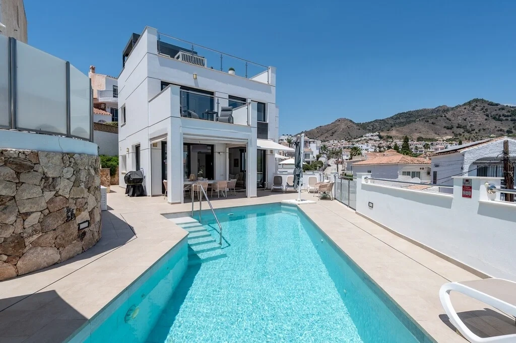 1 - venta casa nerja andalucía españa