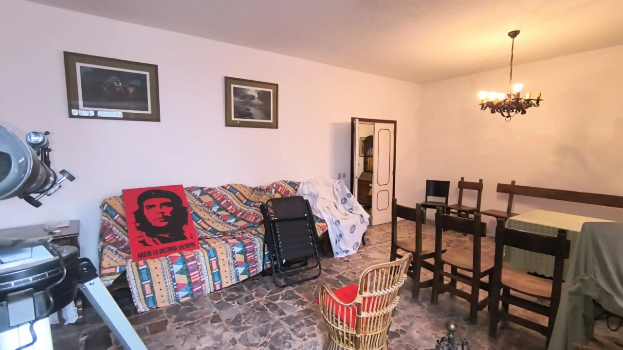 2 - vendita appartamento castiglione d'orcia toscana italia