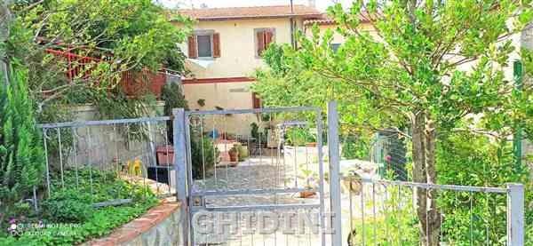 1 - apartment for sale in castel del piano tuscany italy