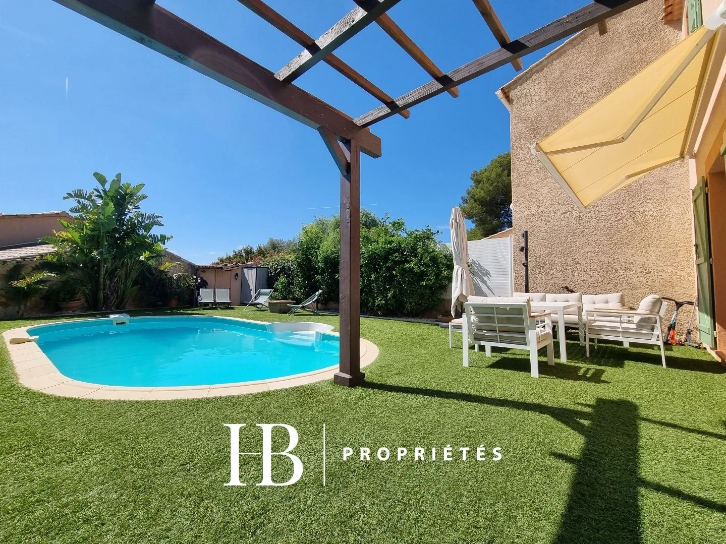2 - beach walk house for sale in sanary sur mer var france