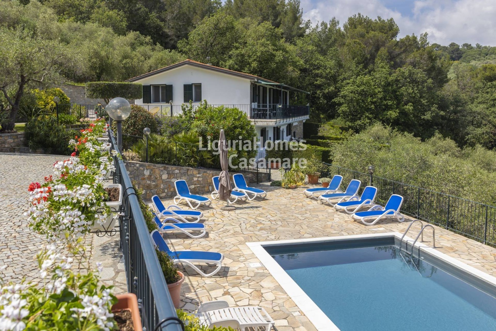 2 - venta casa vista al mar imperia liguria italia
