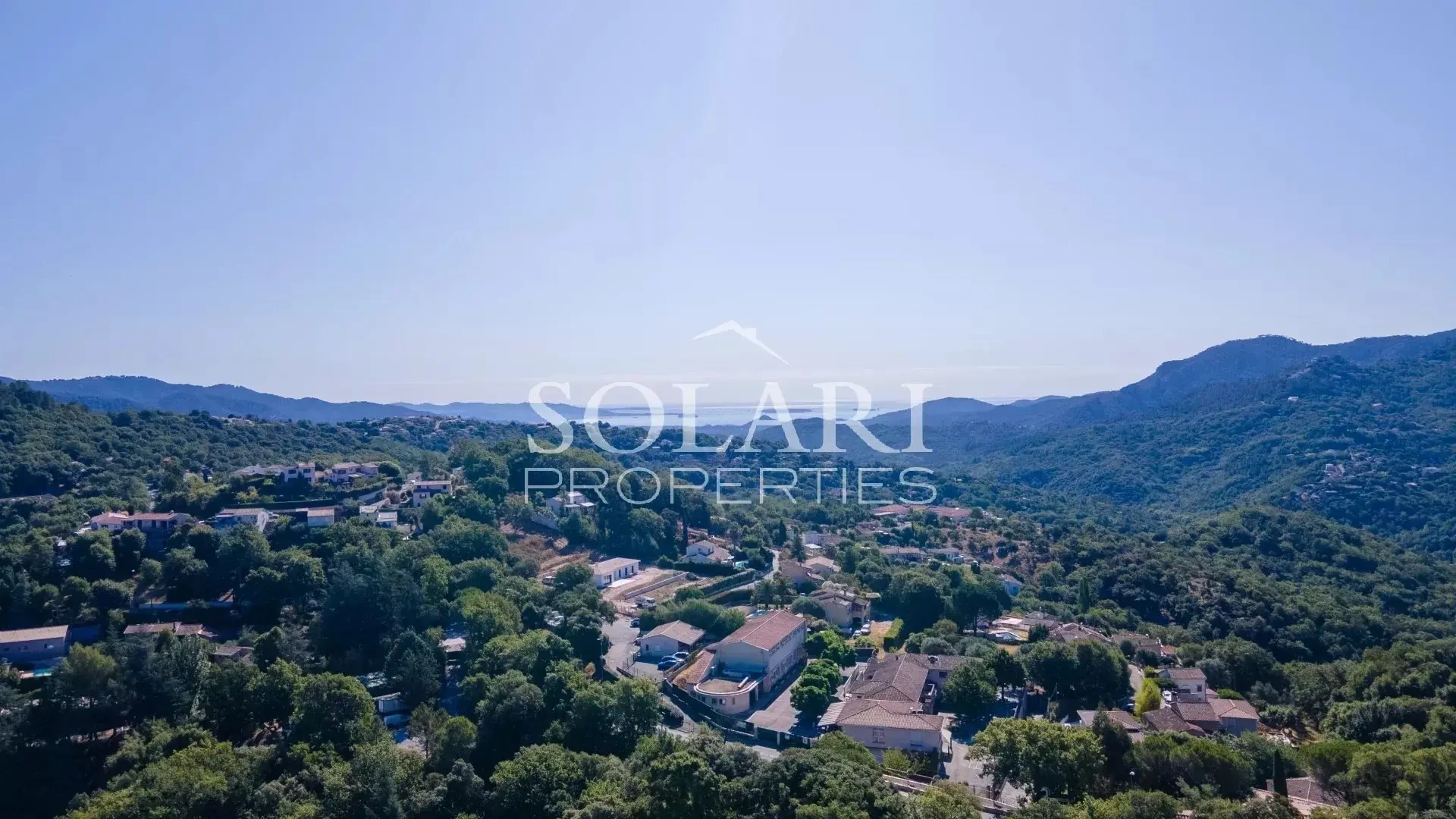 2 - verkauf wohnung meerblick les adrets-de-l'estérel var frankreich