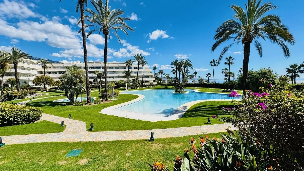 1 - verkoop appartement aan het water marbella - costa del sol andalusië spanje